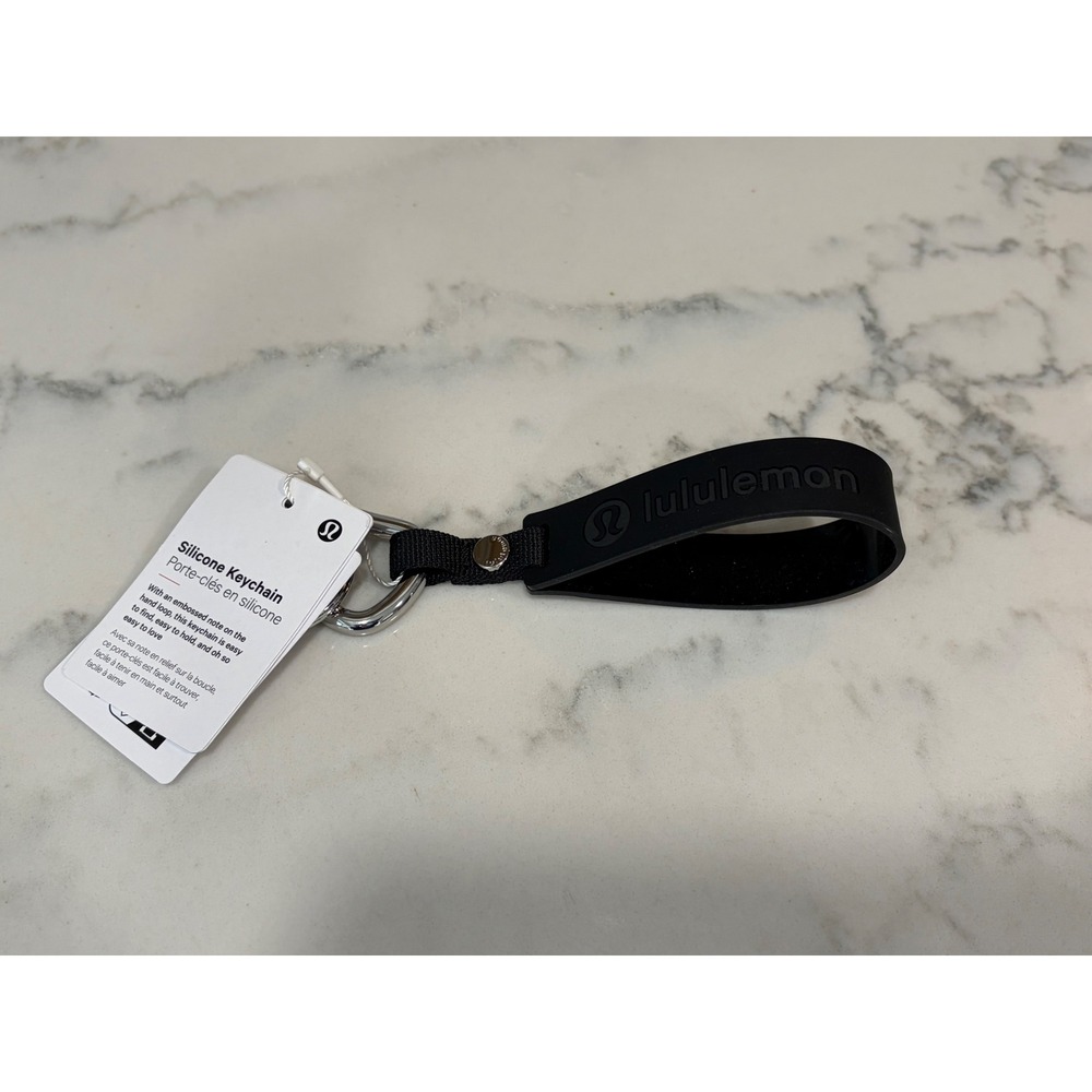 Lululemon Silicone Keychain Black Silver Live In The Moment LU9AX6S NWT